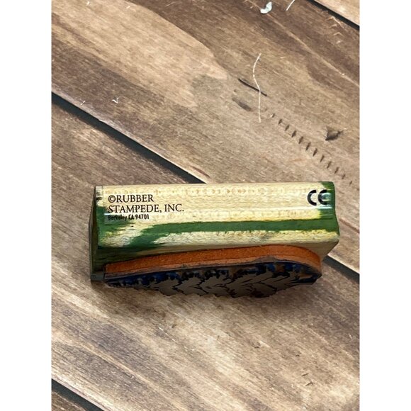 HTF RUBBER STAMPEDE A2411E EVERGREEN PINE WOOD MOUNTED RUBBER STAMP WITH SNOW - Picture 3 of 5